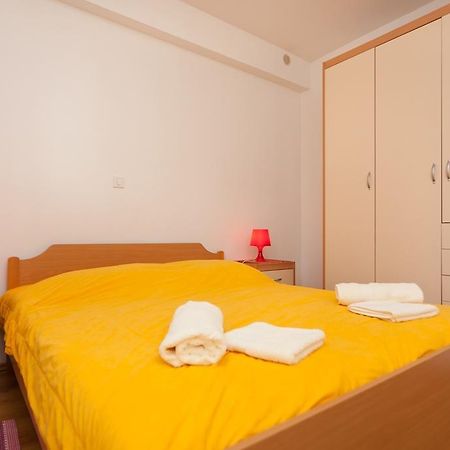 Apartment Darko โรวีน ภายนอก รูปภาพ